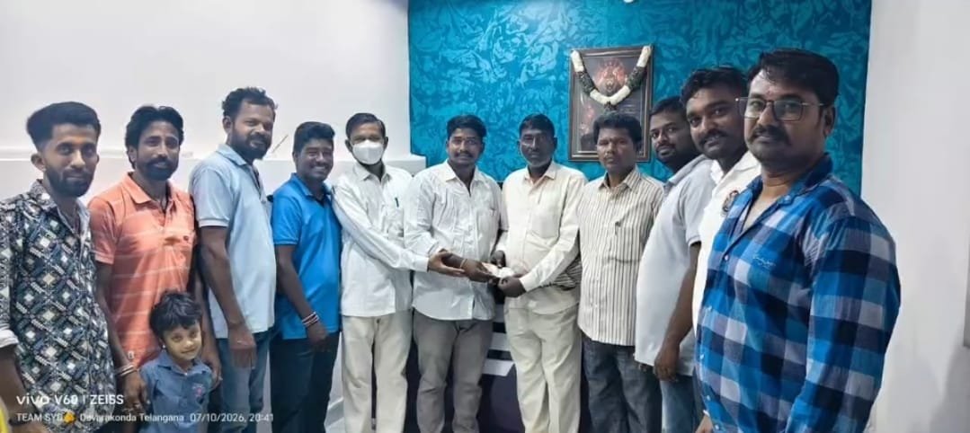 శివాజీ యువదళ్ ఆధ్వర్యంలో విద్యార్ధికి ఆర్థిక సహాయం ..   